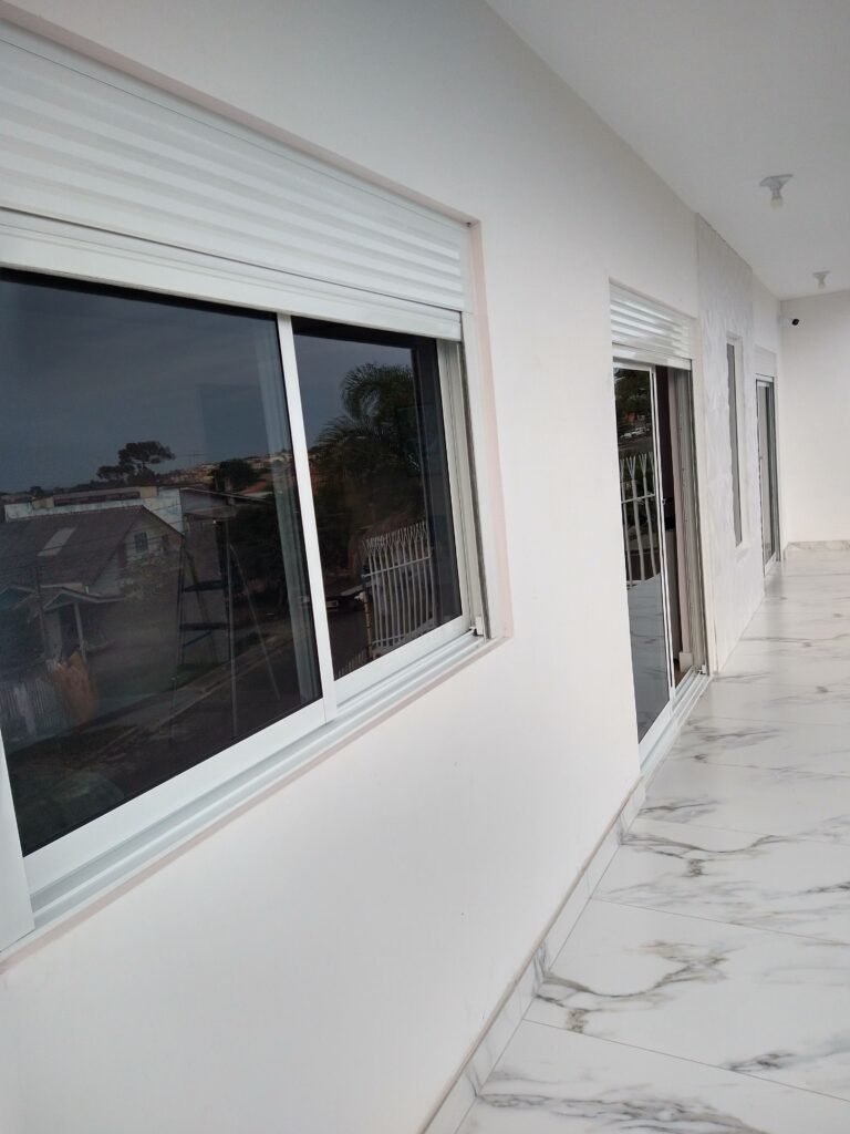 JANELA DE ALUMÍNIO EM SÃO JOSÉ DOS PINHAIS